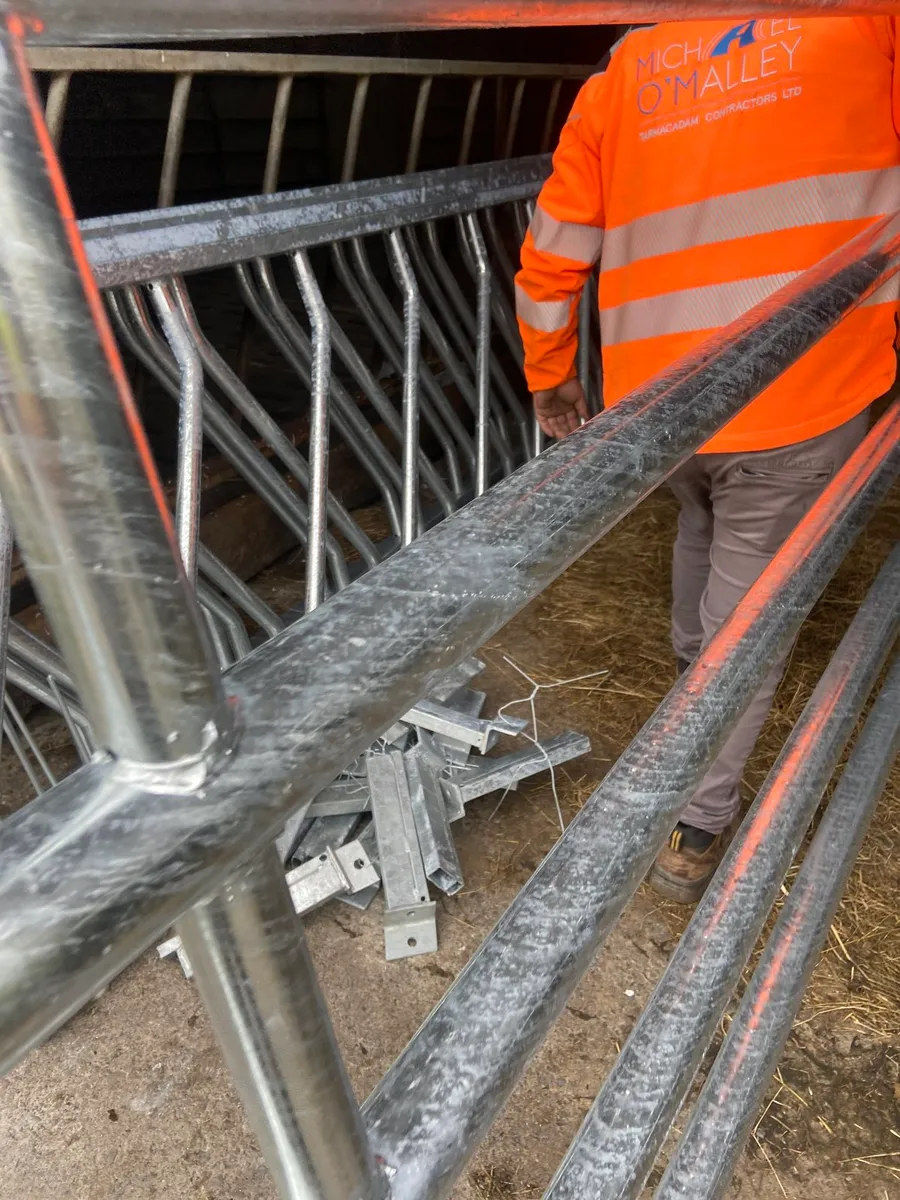 Farm, gates and barriers - Image 2