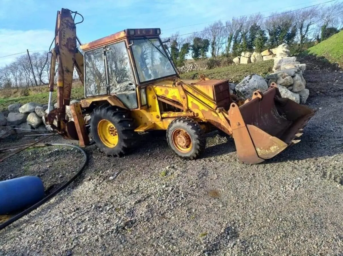 Mini Diggers Backhoe Diggers Wanted!!! - Image 3