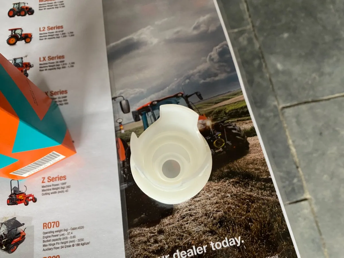 Kubota Element Fuel Filter - Image 3