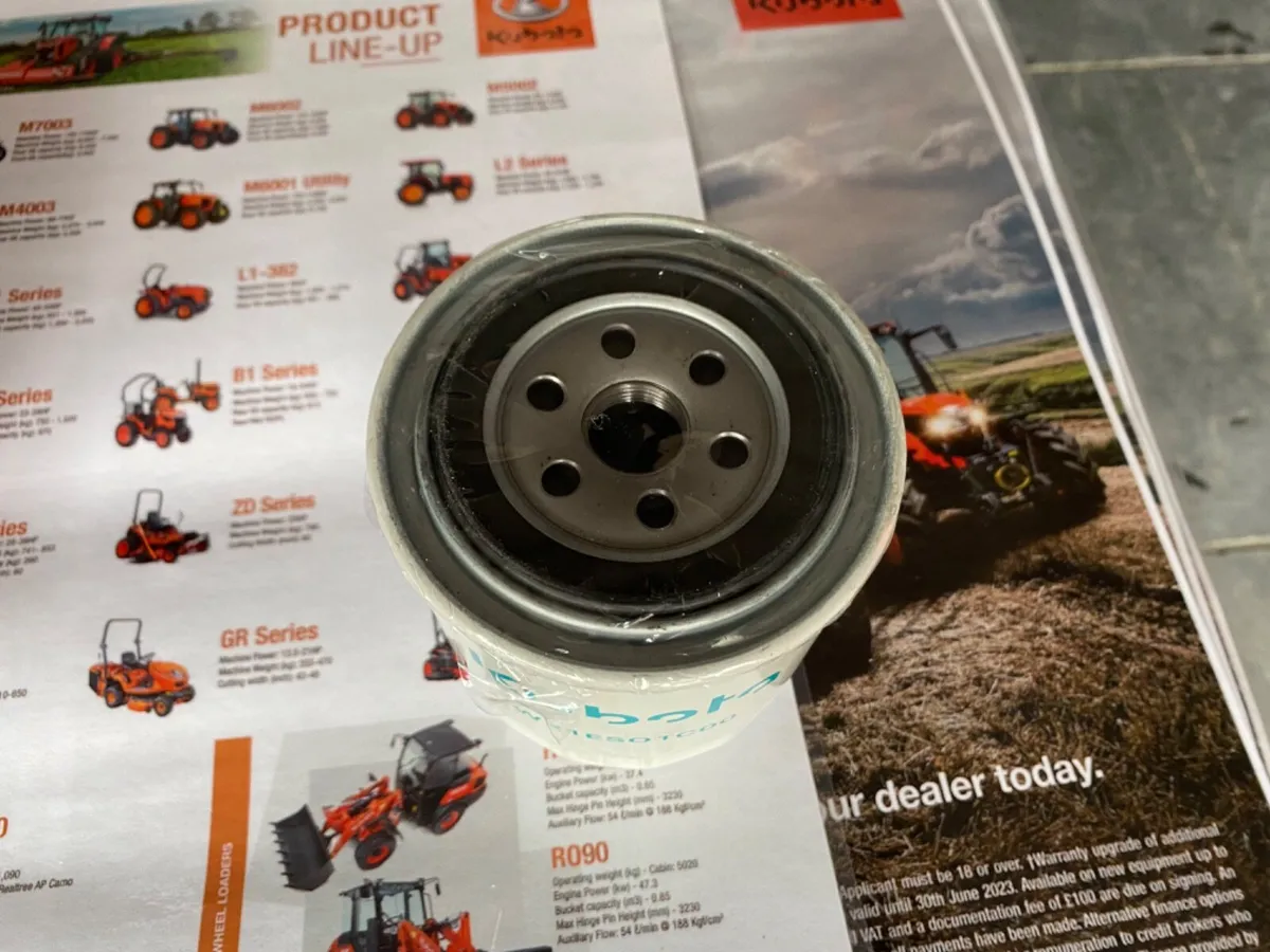 Kubota Engine Oil Filter ME/M Series - Image 3