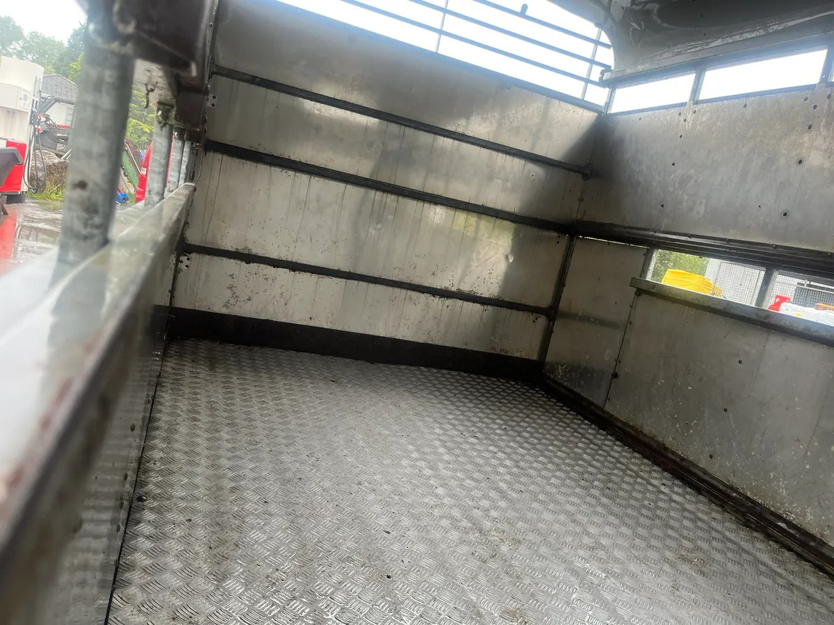 Indespension 14ft livestock trailer - Image 3