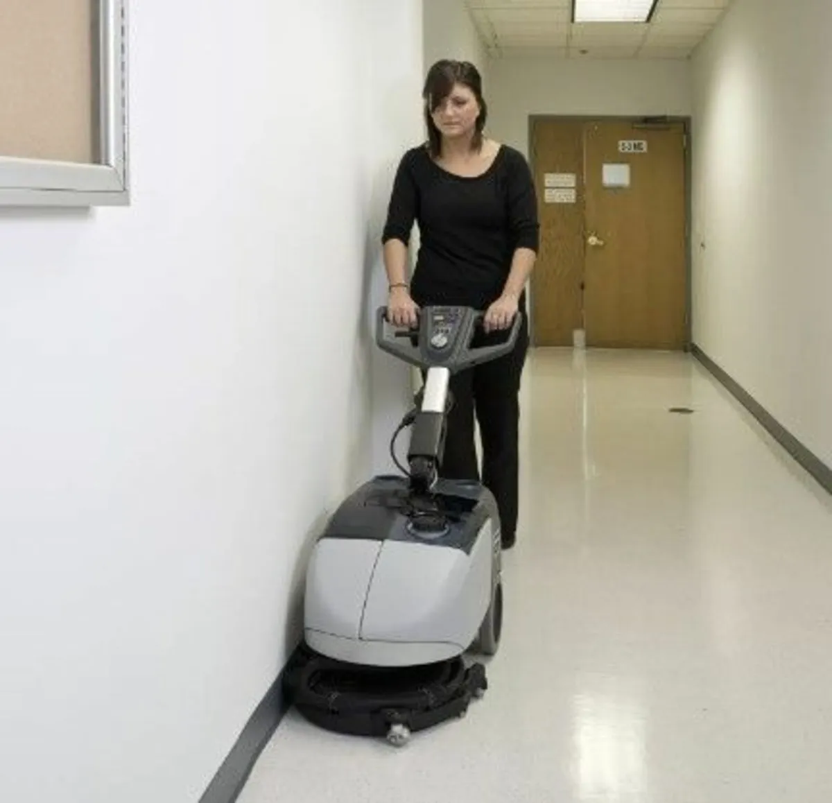 Nilfisk SC351 scrubber dryer Limerick - Image 3