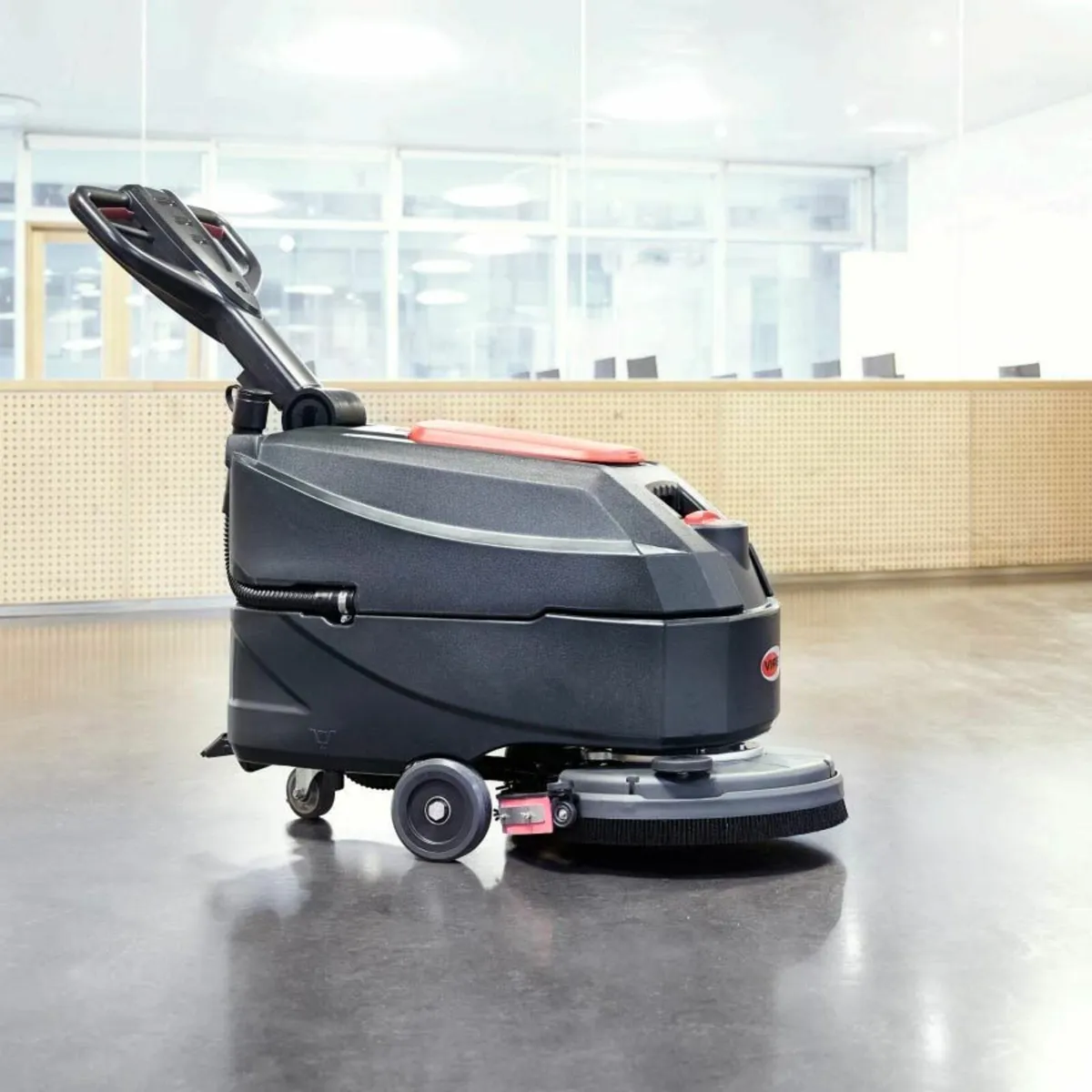 Nilfisk Viper AS433C scrubber dryer Lowest price ! - Image 2