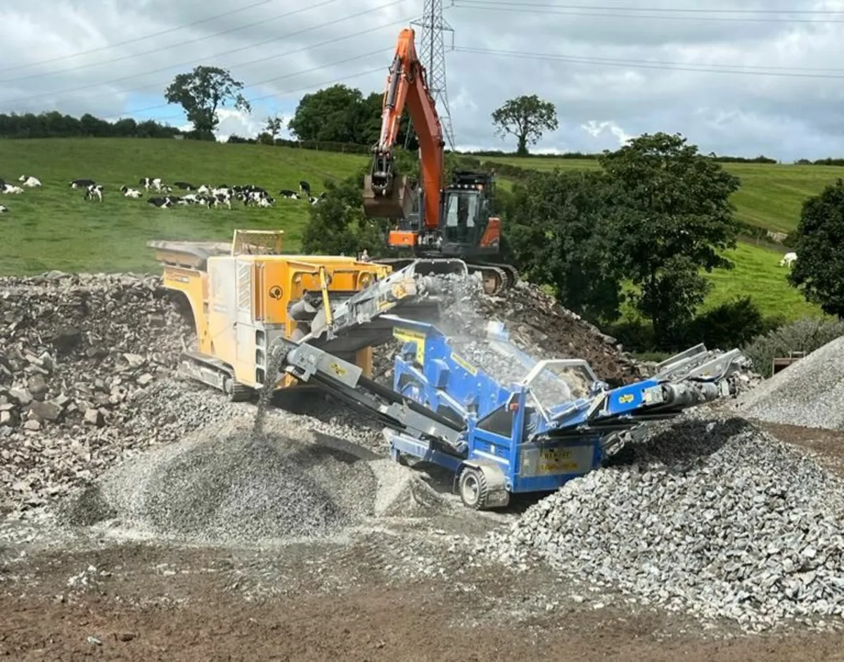 Crusher & Screener Hire - Image 2