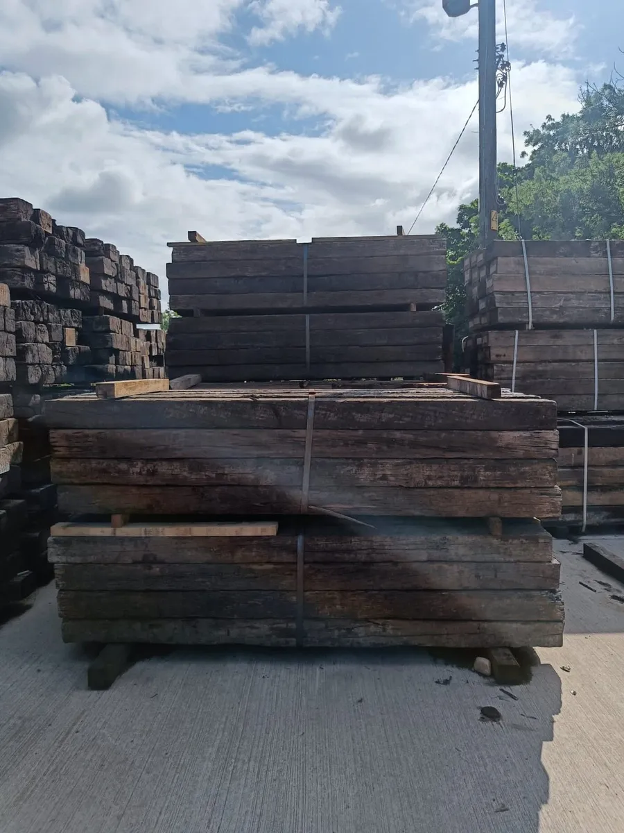 Grade A oak railway sleepers - Image 1