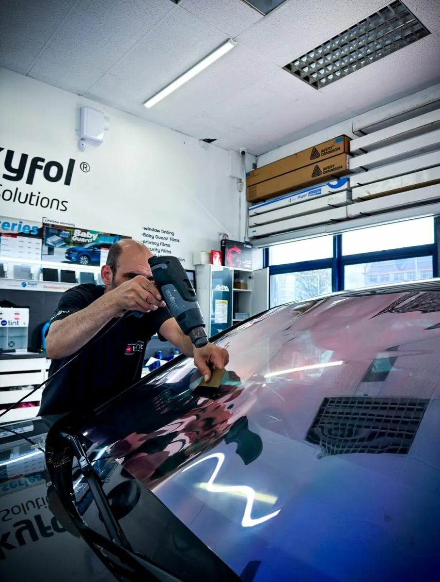 Chameleon Window Tint - Image 1