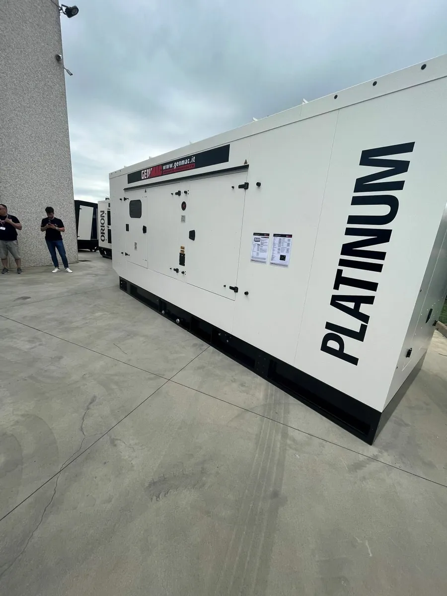 PLATINUM G1000BS Generator Three Phase - Image 3