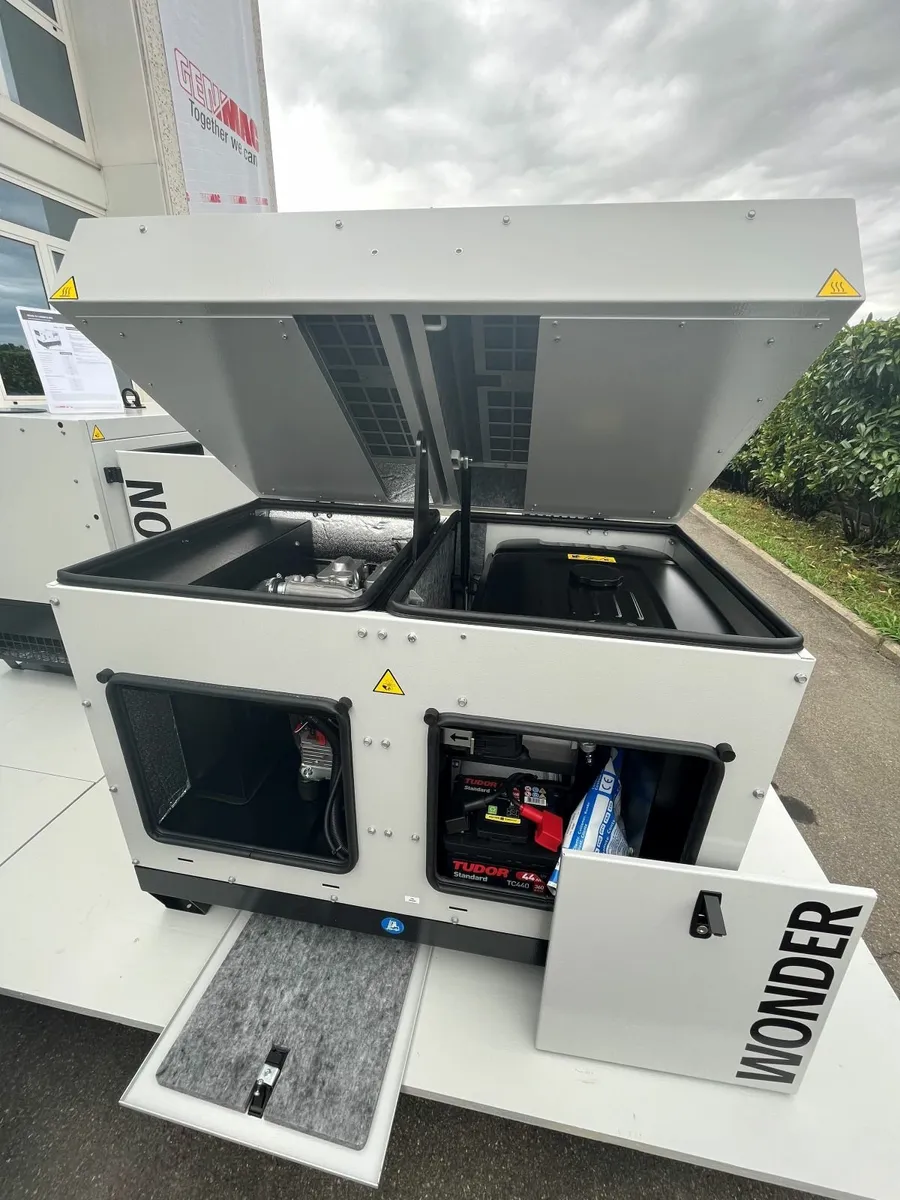 Wonder G11000KS Generator Three Pase - Image 1