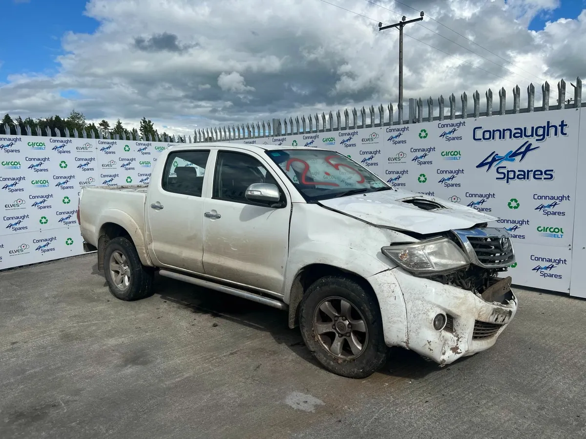 2012 TOYOTA HILUX 2.5M JUST IN FOR BREAKING - Image 1