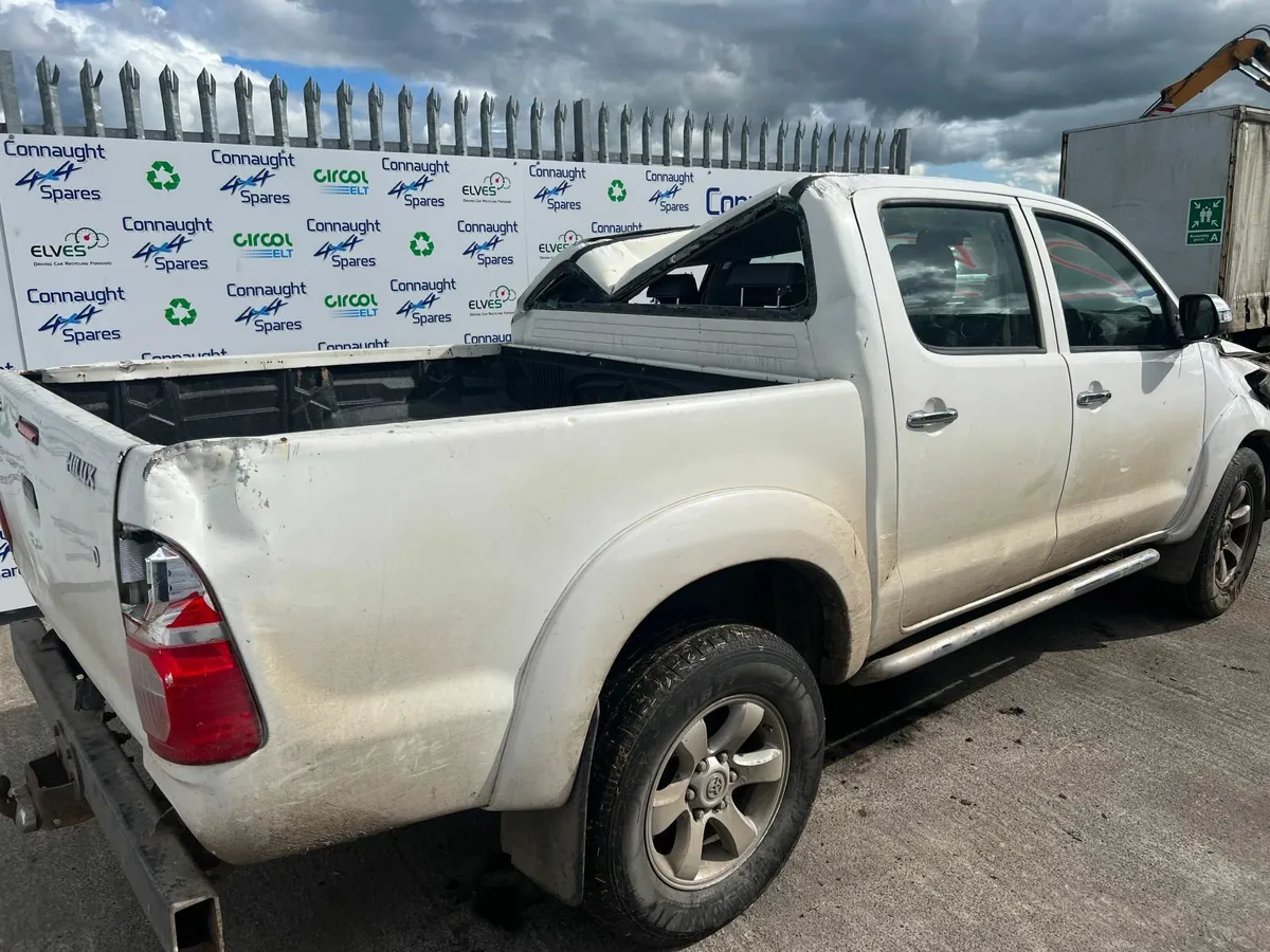 2012 TOYOTA HILUX 2.5M JUST IN FOR BREAKING - Image 4