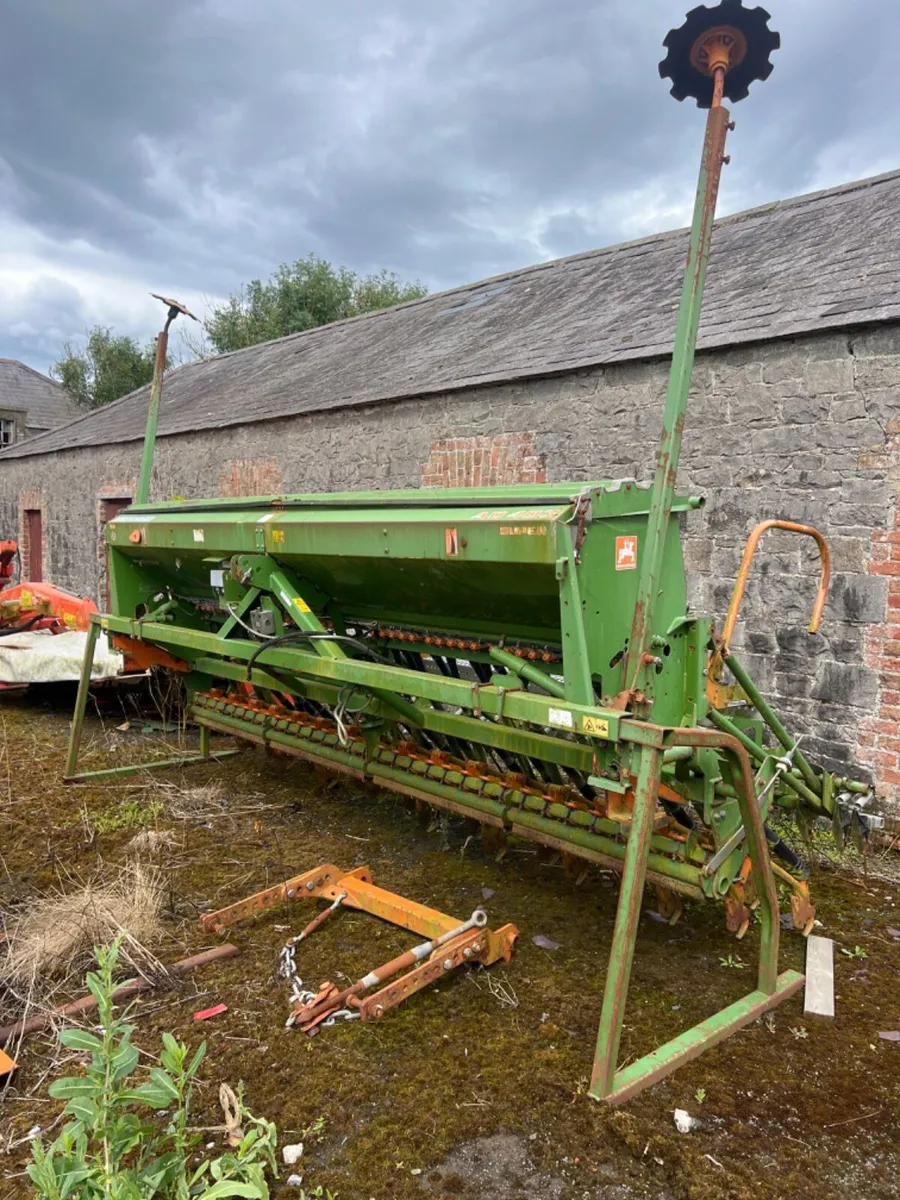 Amazone 4m drill - Image 1