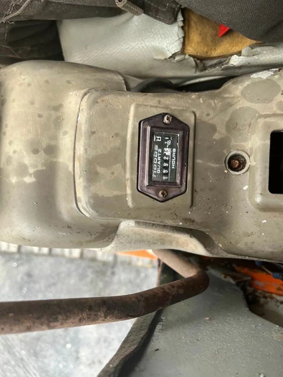 hitachi 4ton ex 40 - Image 2