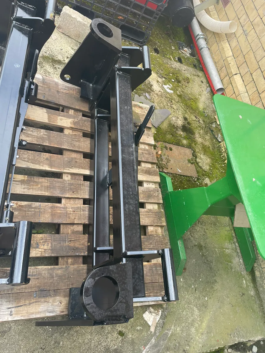 Pin&cone -euro 8 adaptor - Image 2