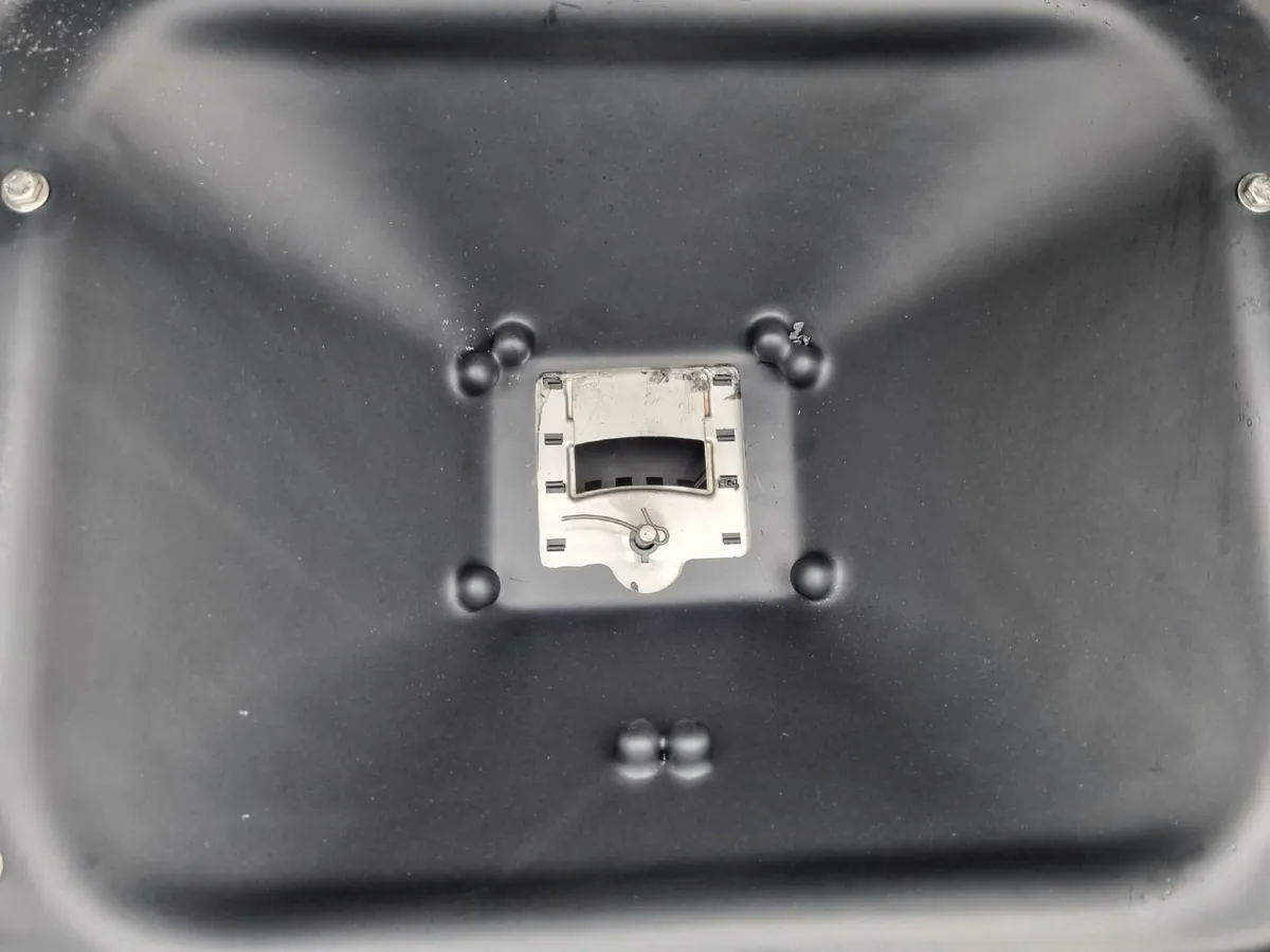 Ferris Stand on Spreader - Image 4