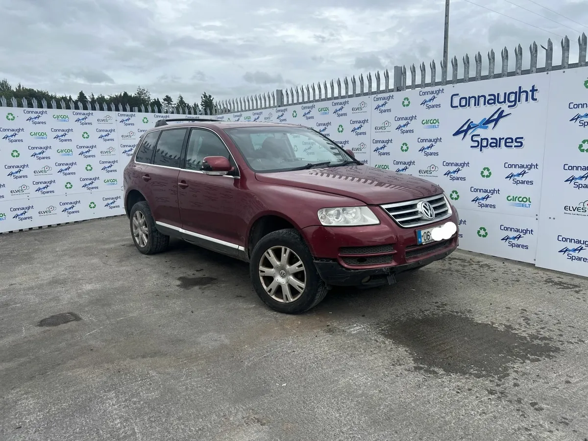 2006 VW TOUAREG 2.5TDI AUTO JUST IN FOR BREAKING - Image 1