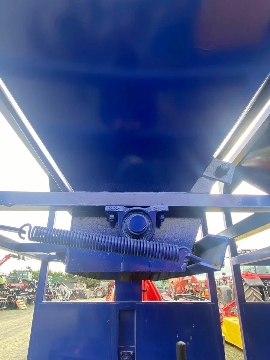 Beet Choppers at Kehoe Brothers  - €7,000 - No VAT - Image 4