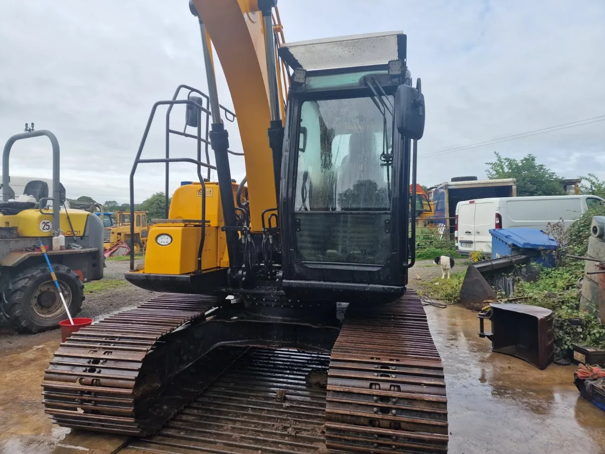 Jcb  JS 130 2016 - Image 1
