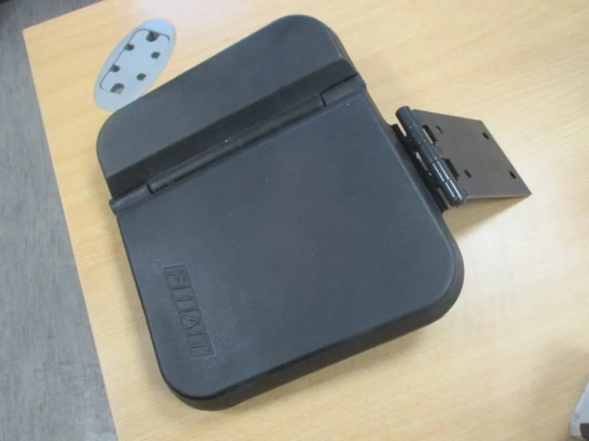 New Fiat Passenger Seat - Image 2