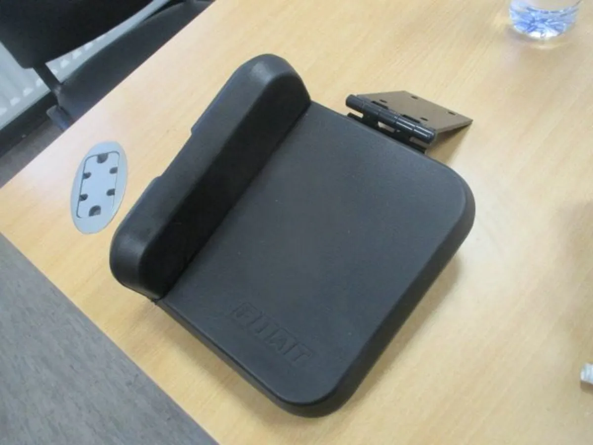 New Fiat Passenger Seat - Image 3