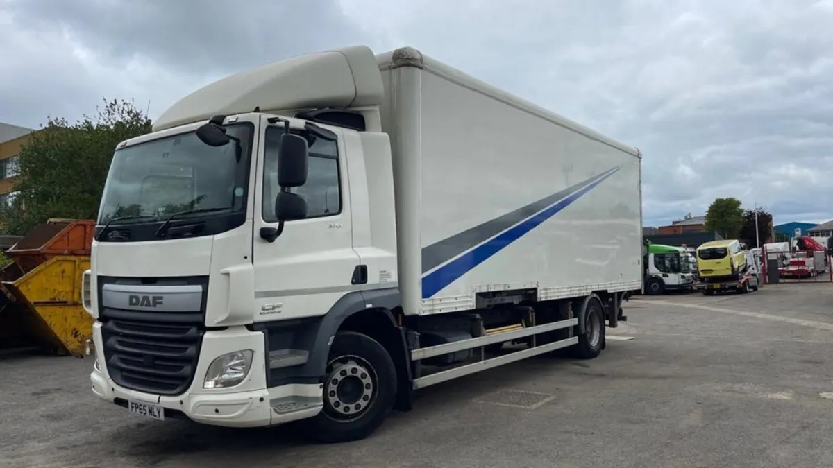 2016 Daf CF 370 Demount box 25F body drag hitch - Image 2