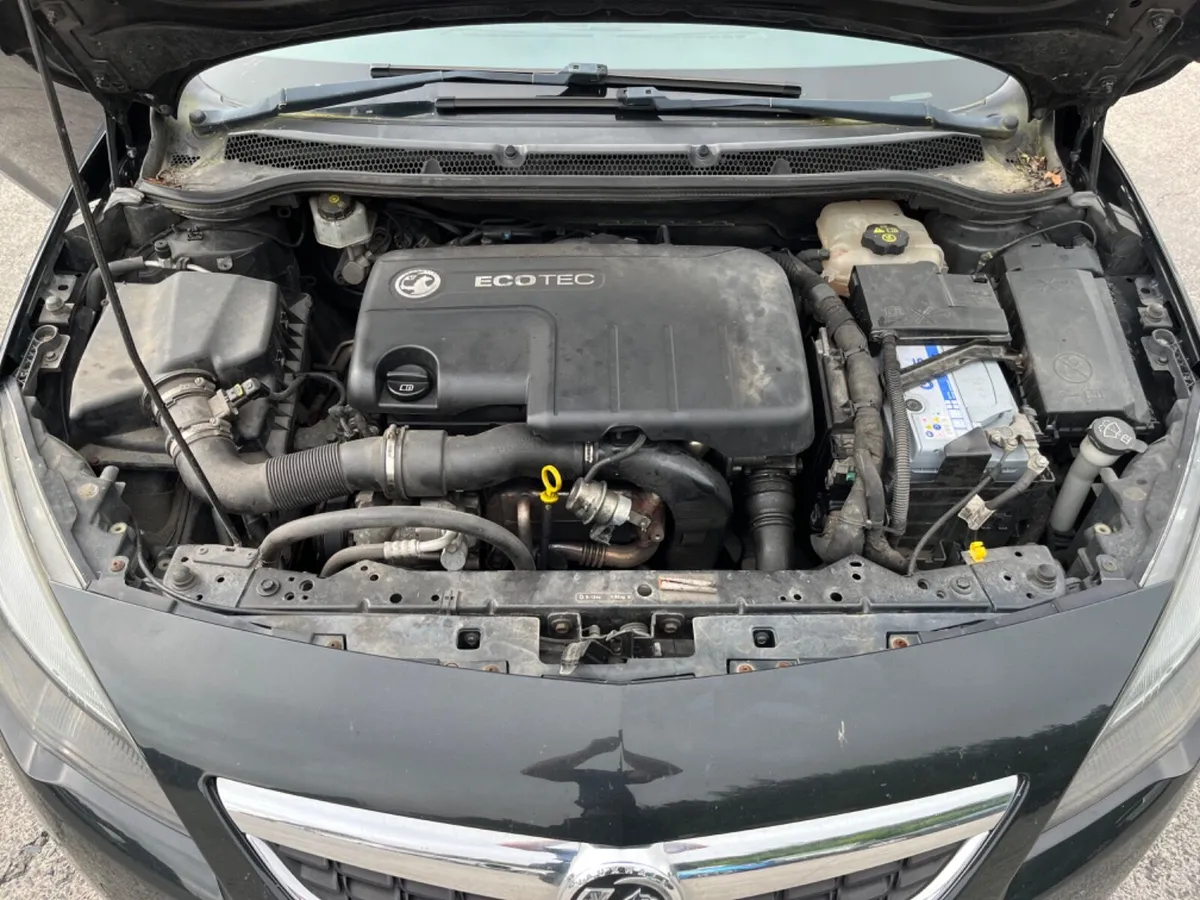 2012 Vauxhall Astra 1.7 CDTI - Image 4
