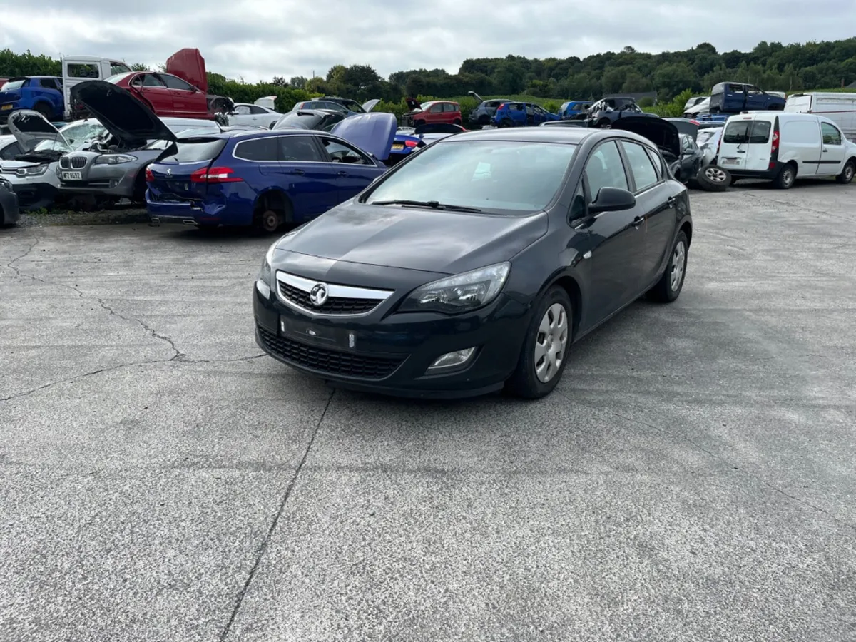 2012 Vauxhall Astra 1.7 CDTI - Image 1