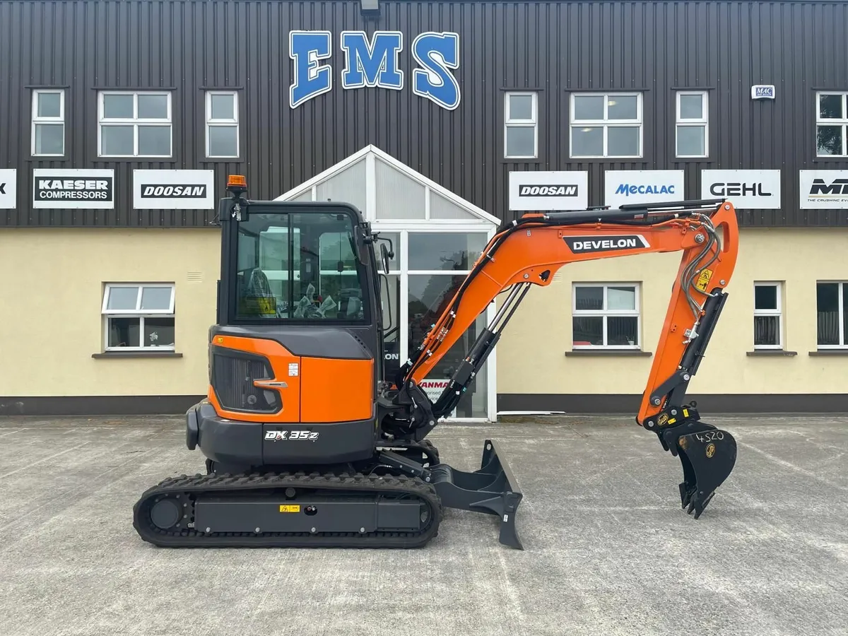Doosan DX35Z-7 - Image 1