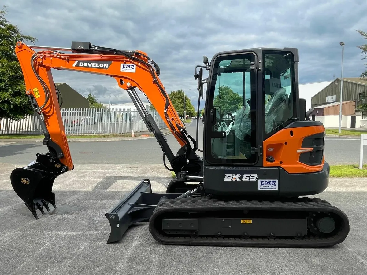 New Develon (Doosan) DX63-7 - Image 4