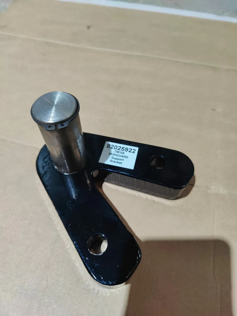 New Holland TM155, 8360 Mudguard Bracket - Image 1
