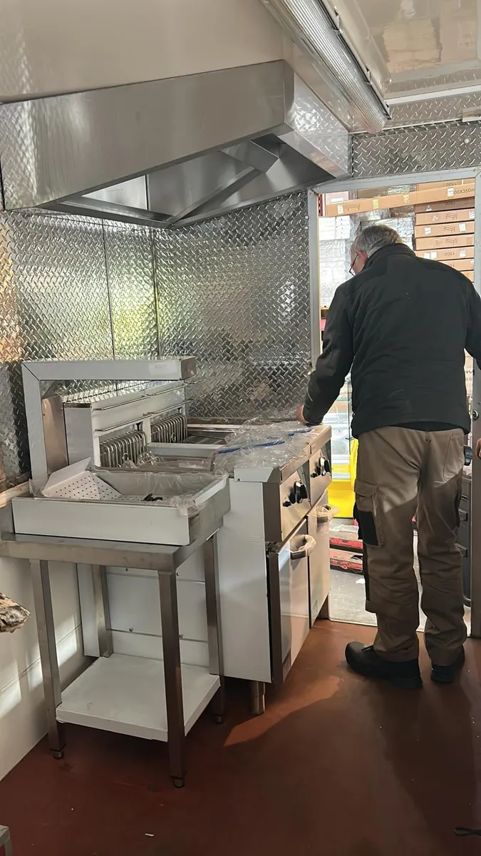 Food Trailer canopy’s and extraction - Image 1