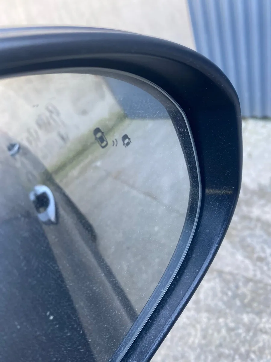 For breaking Hyundai Tucson - Image 2