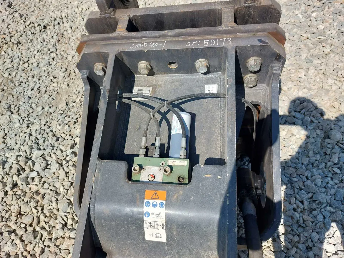 KOMATSU JMHB660 Rock Breaker - 45 - 80 Ton (DEMO) - Image 4