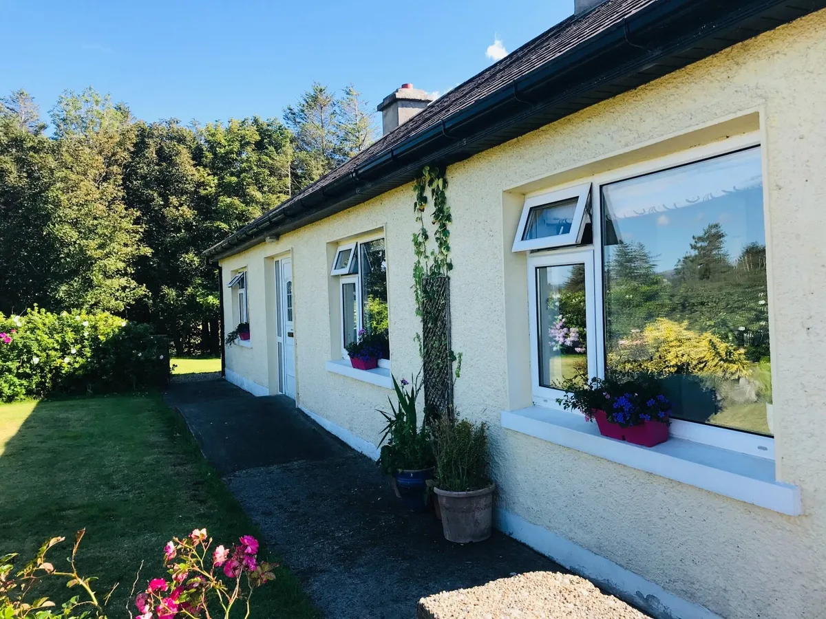 Holiday home - Image 1