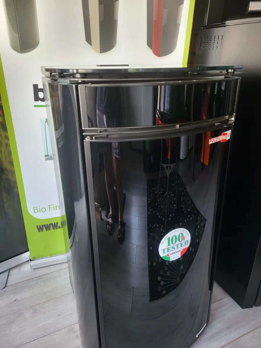 Woodpellet stoves with back boilers (in stock) - Image 3