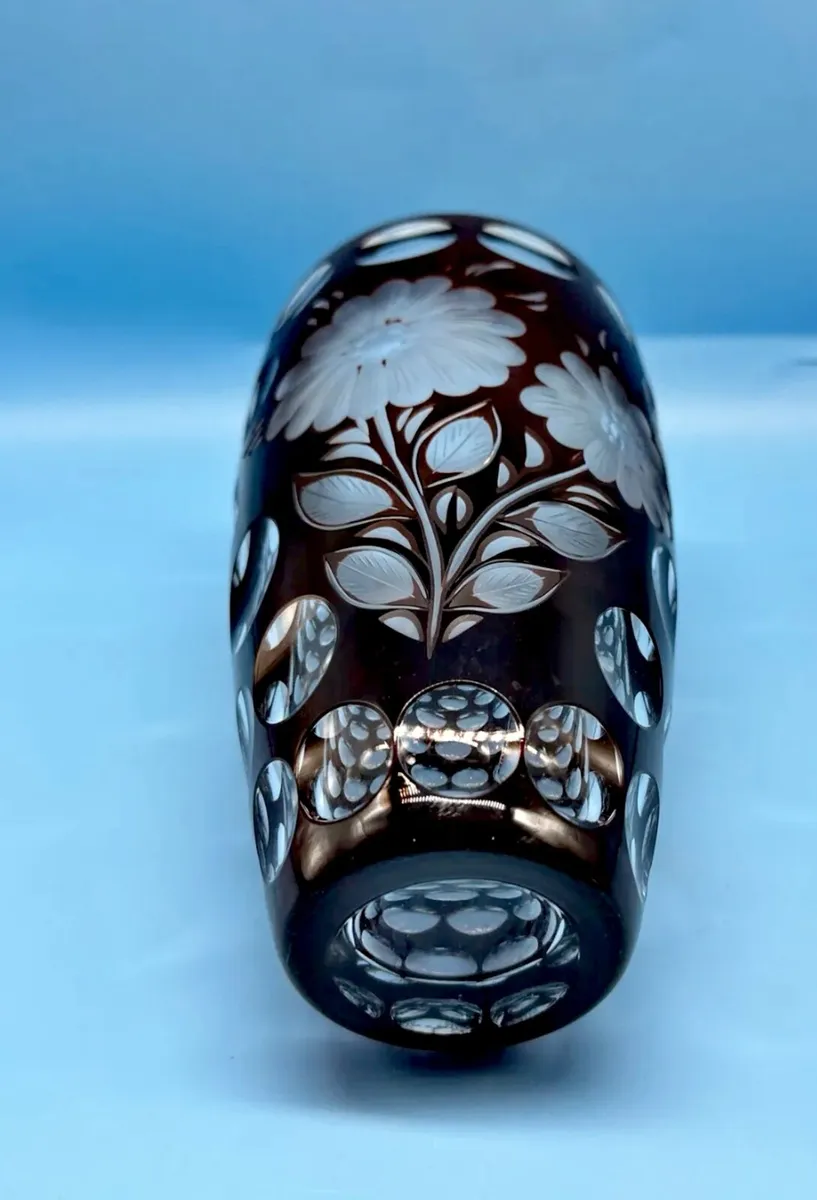 Handcut Ruby antique crystal vase - Image 3