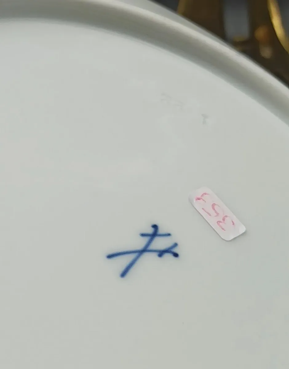 Meissen plate with flowers 1st choice - Image 3