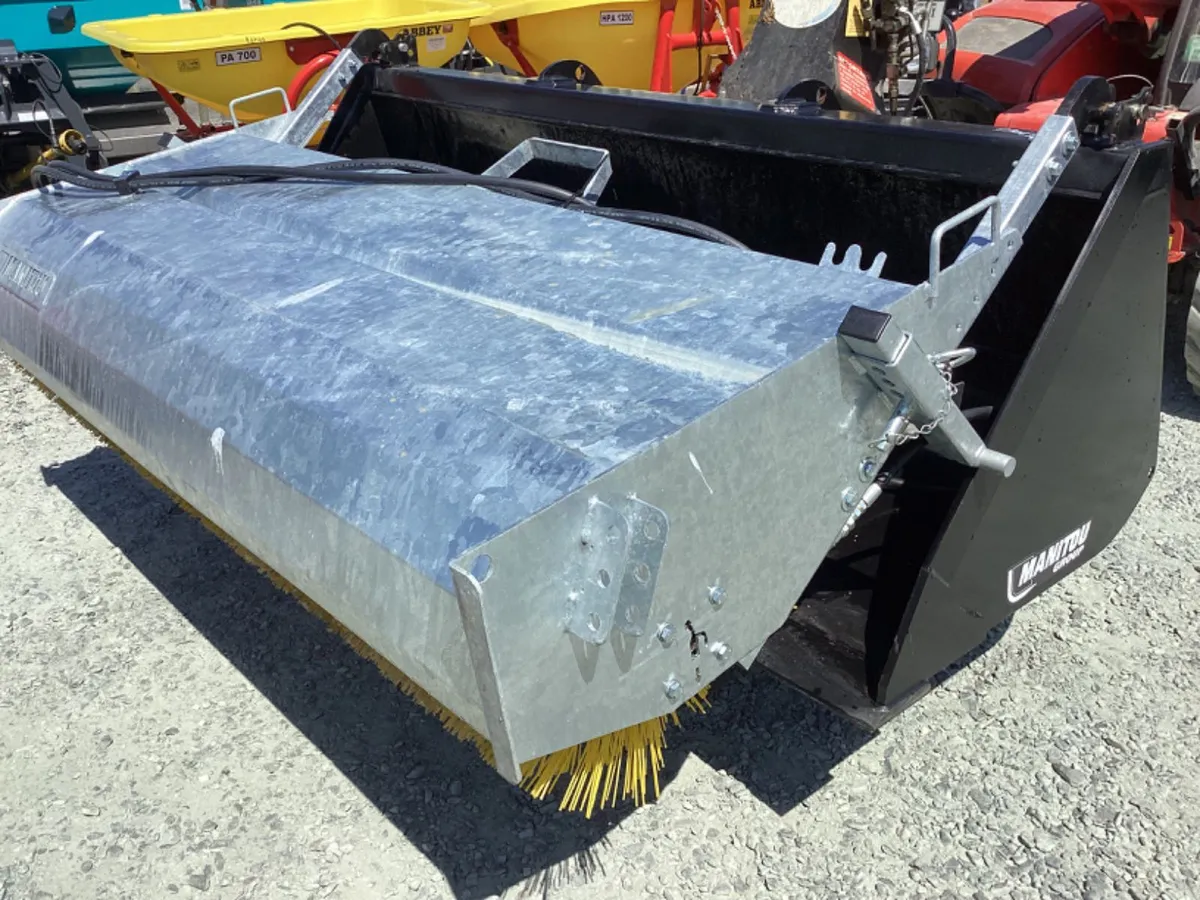 Manitou Bucket Sweeper - €2,439 + VAT - Image 1