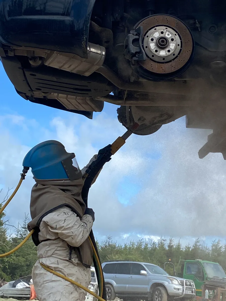 RAYCO GROUP - SANDBLASTING / WELDING / PAINTWORK - Image 2