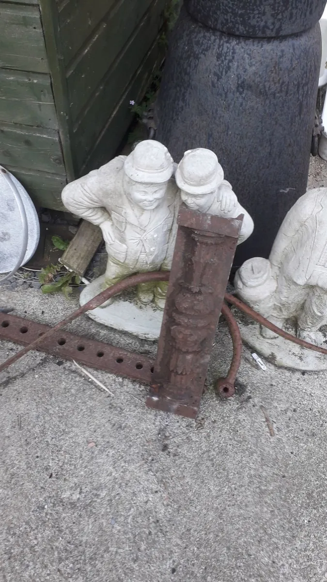 cast iron pots skillets / kettle/ fire crane/ - Image 4