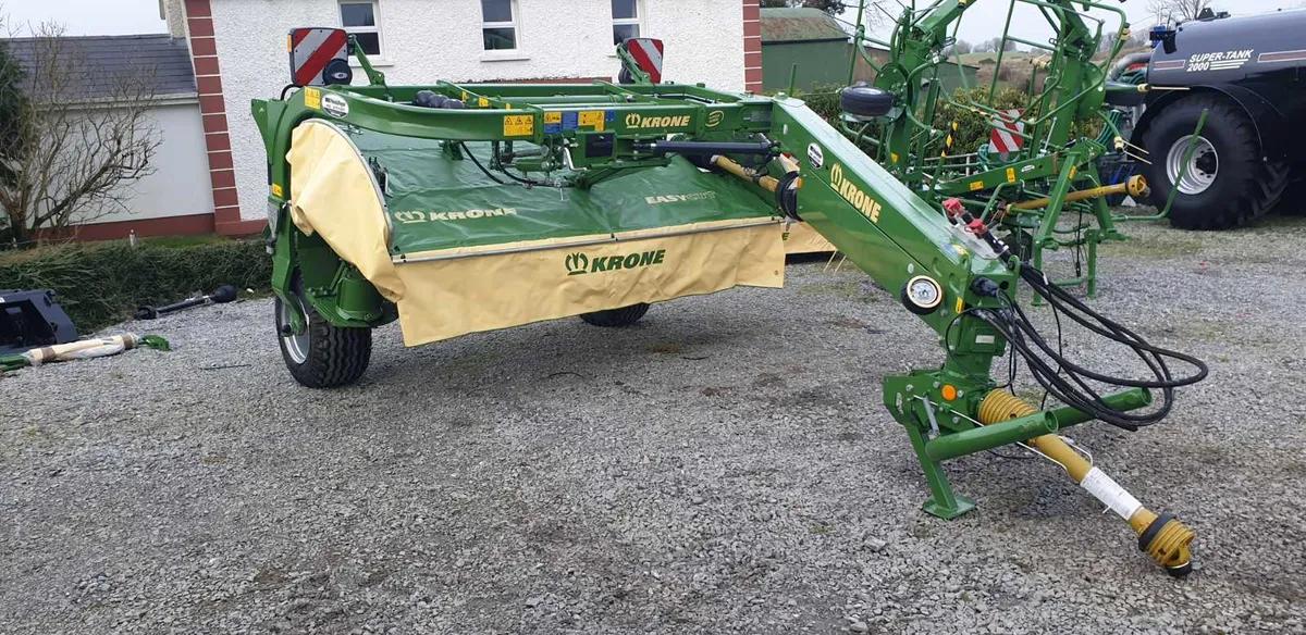 Krone EasyCut TS320CV (In Stock) - Image 1