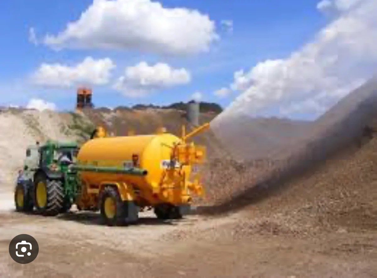 Dust Suppression Tanker For Hire - Image 1