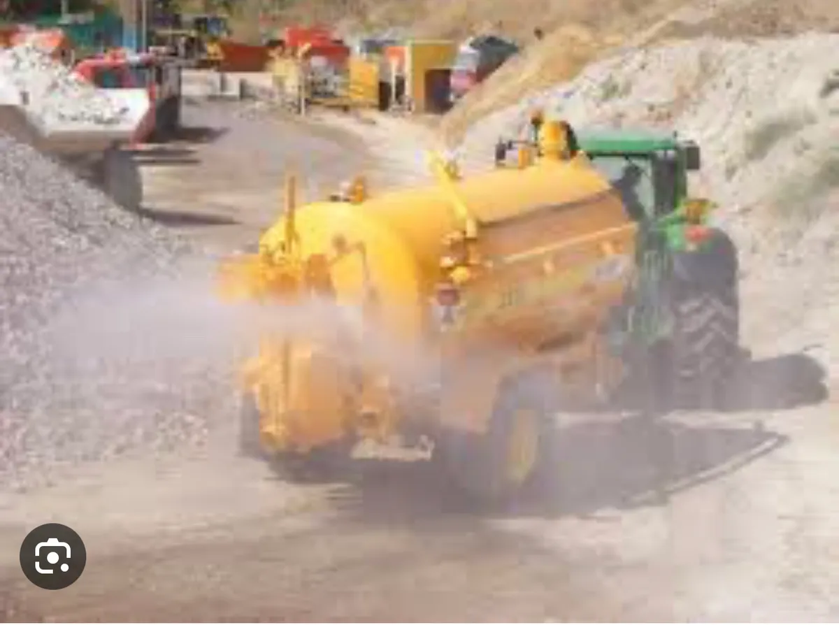 Dust Suppression Tanker For Hire - Image 2