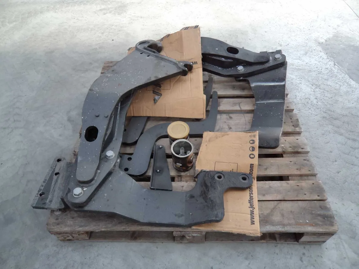 Stoll Loader Brackets - Image 2