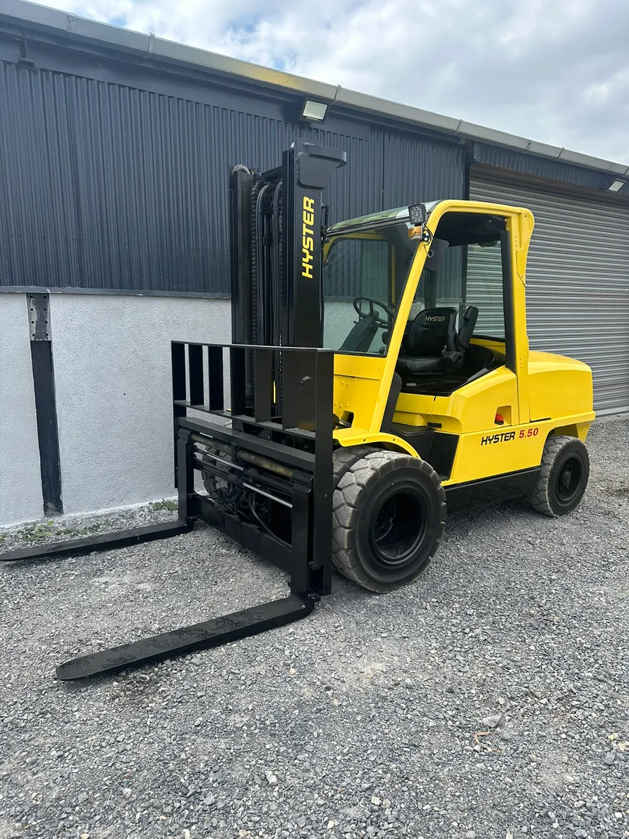 Hyster 5.50XM Forklift - Image 1