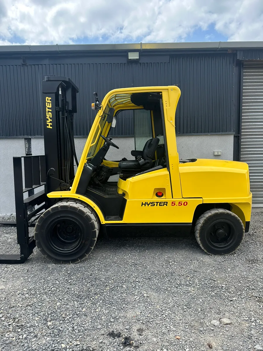 Hyster 5.50XM Forklift - Image 2