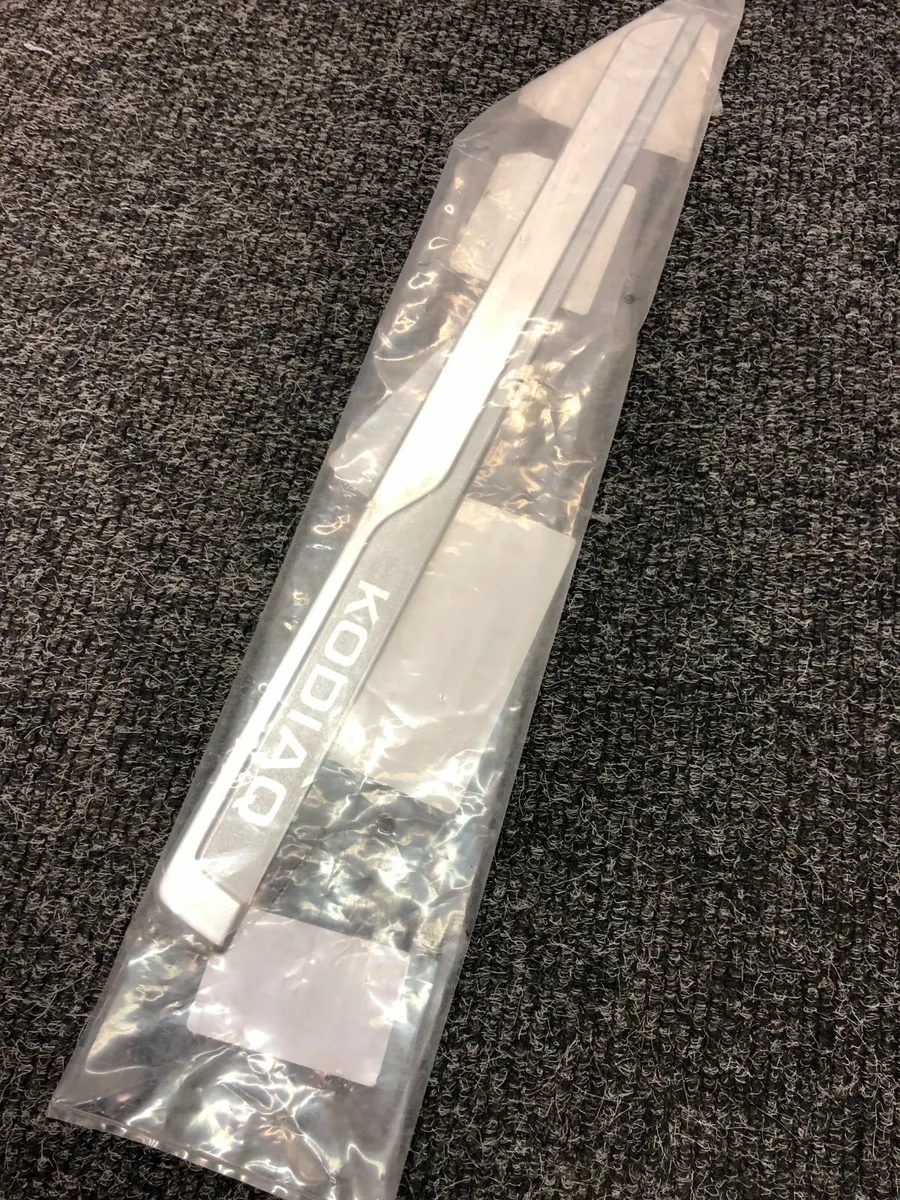 Skoda Kodiaq Passanger door guard - Image 2