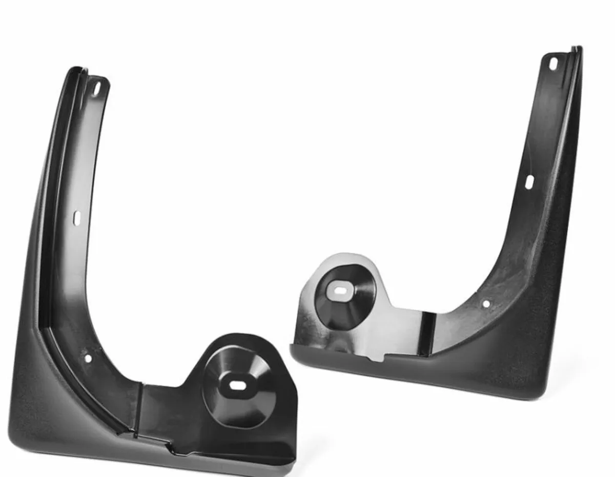 2004 to 2008 Octavia Rear and Front Mudflaps - Image 2