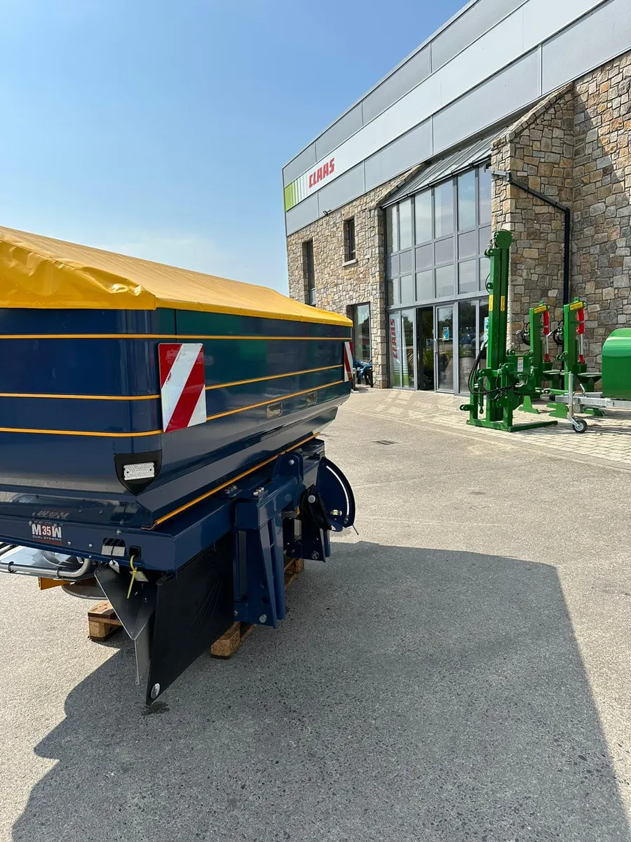 Bogballe fertiliser spreaders - Image 3