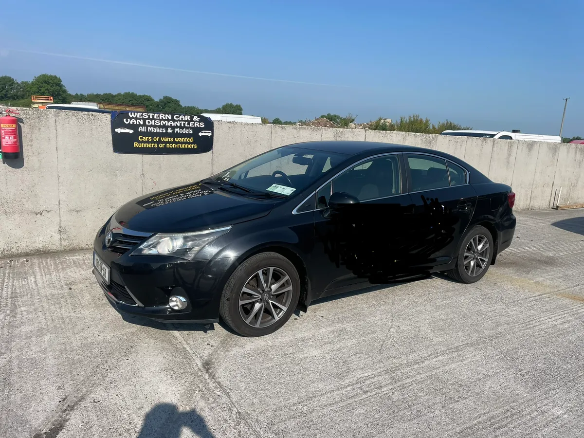 151 Toyota avensis 2.0 d4d for dismantling