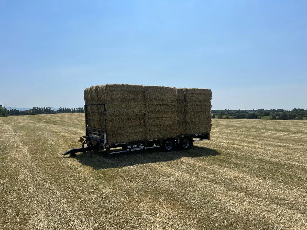 Hogg bale trailer - Image 4